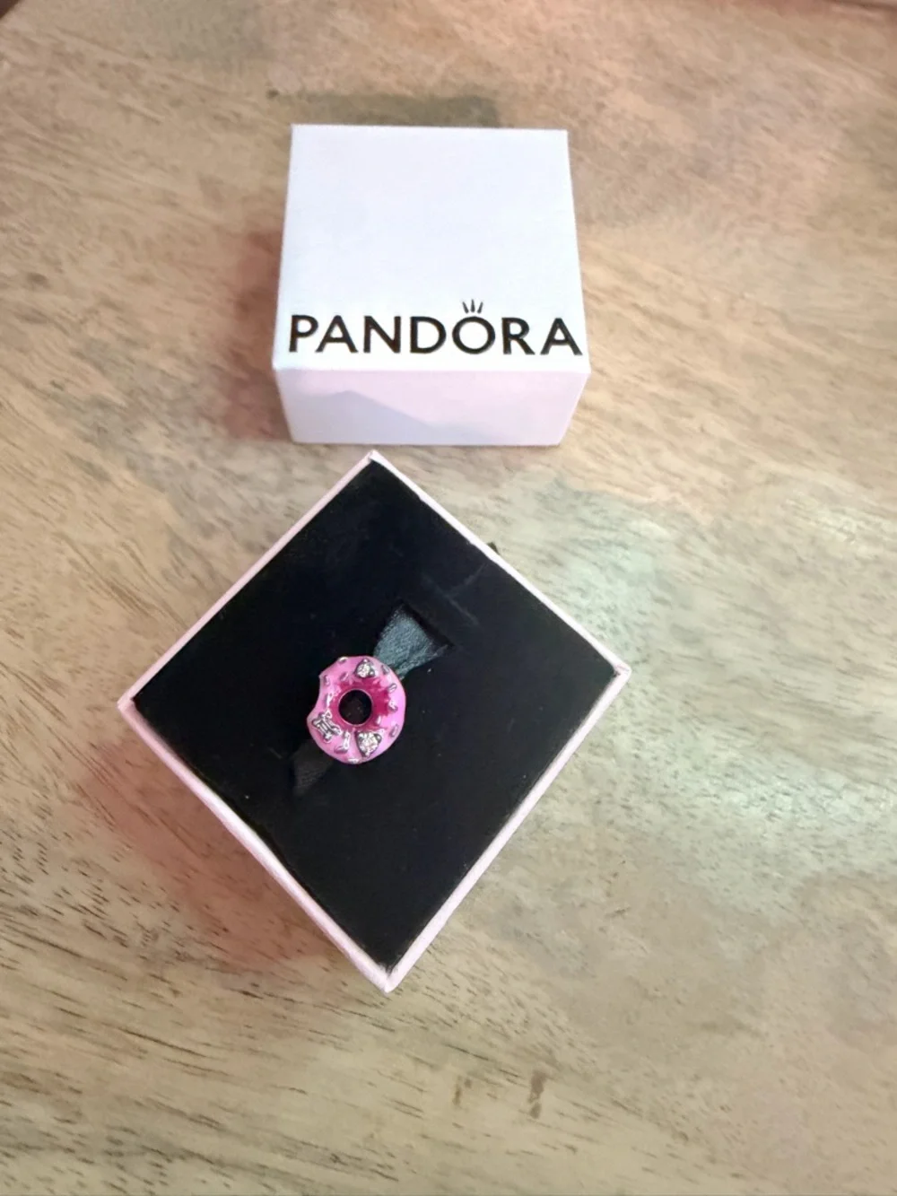 Pandora Sparkling Sprinkled Donut Charm - Picture 6 of 9